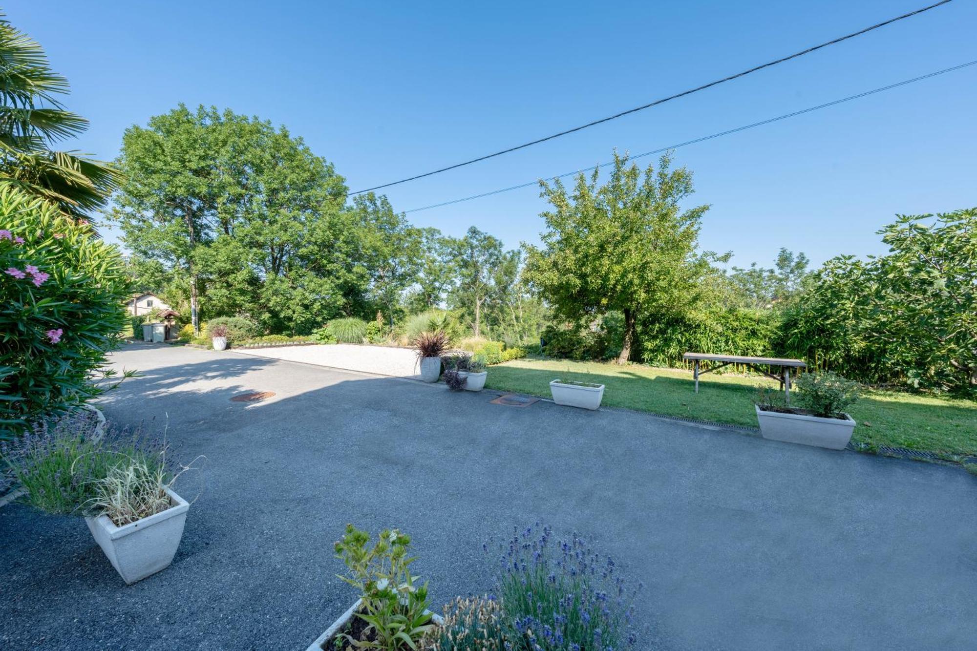 Apartment With Garden & Terrasse Very Quiet Thonon-les-Bains Luaran gambar
